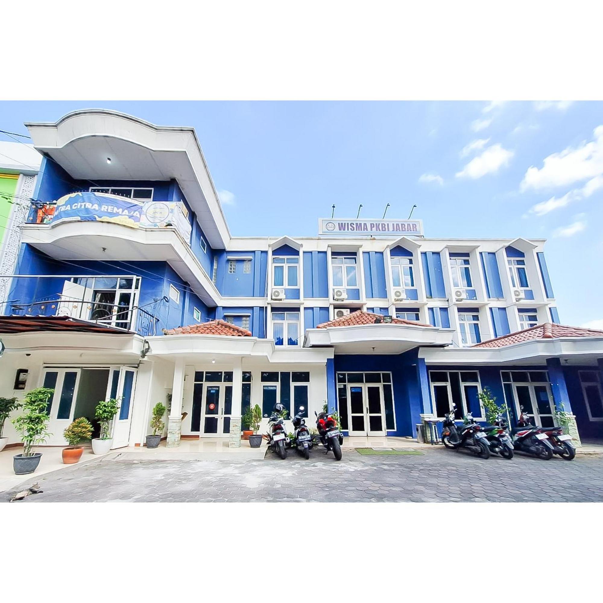 Wisma Pkbi Jabar Mitra Reddoorz Μπαντούνγκ Εξωτερικό φωτογραφία
